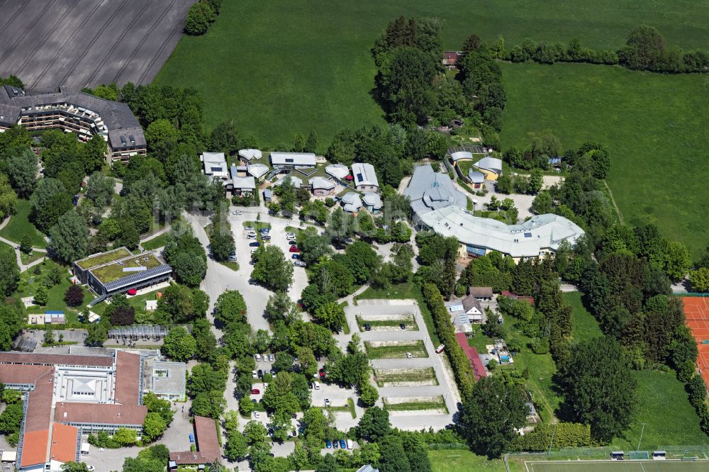 Luftbild Gröbenzell - Schulgebäude der Waldorfschule Rudolf-Steiner-Schule in Gröbenzell im Bundesland Bayern, Deutschland