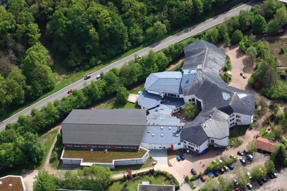 Schopfheim aus der Vogelperspektive: Schulgelände und Gebäudekomplex der Freien Waldorfschule in Schopfheim im Bundesland Baden-Württemberg