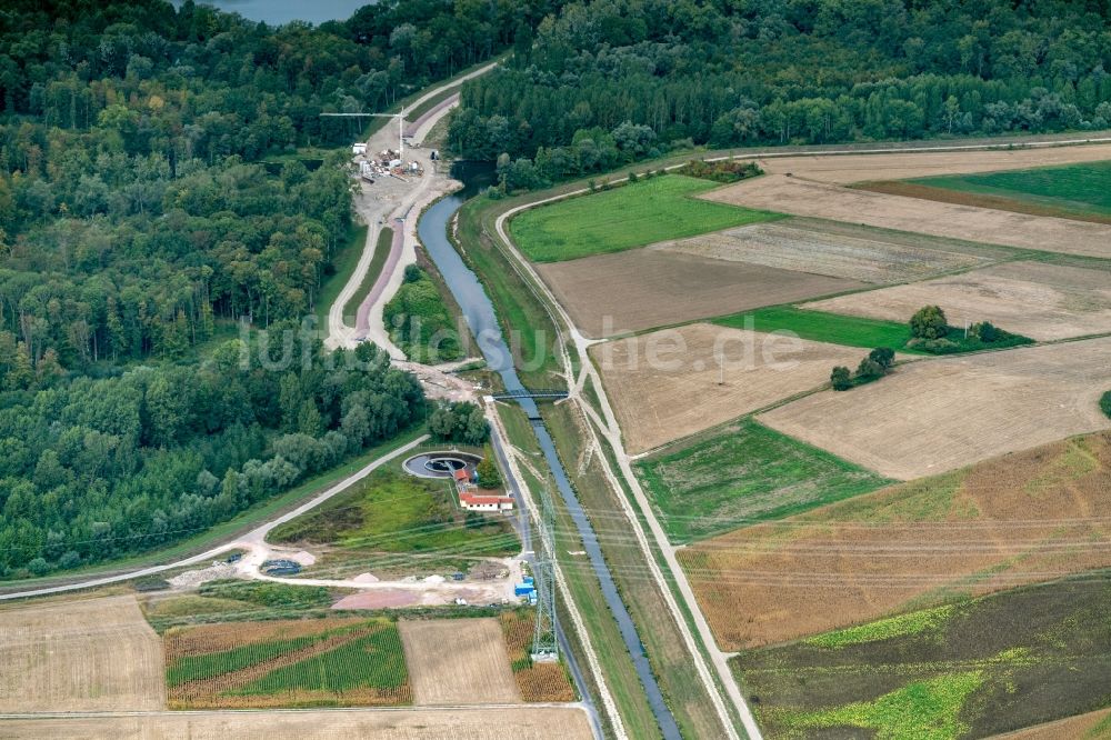 Luftaufnahme Schwanau - Schutz- Damm Bauwerk Schutter- Entlastungskanal in Schwanau im Bundesland Baden-Württemberg, Deutschland