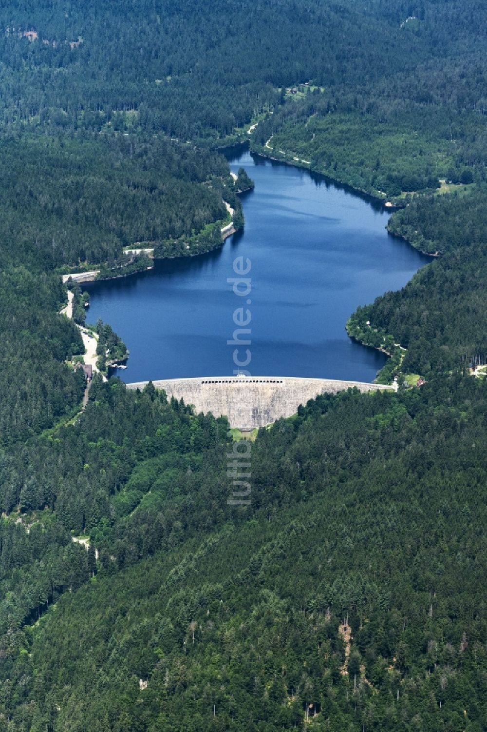 Luftaufnahme Forbach - Schwarzenbach Talsperre - Staudamm und Stausee in Forbach im Bundesland Baden-Württemberg, Deutschland
