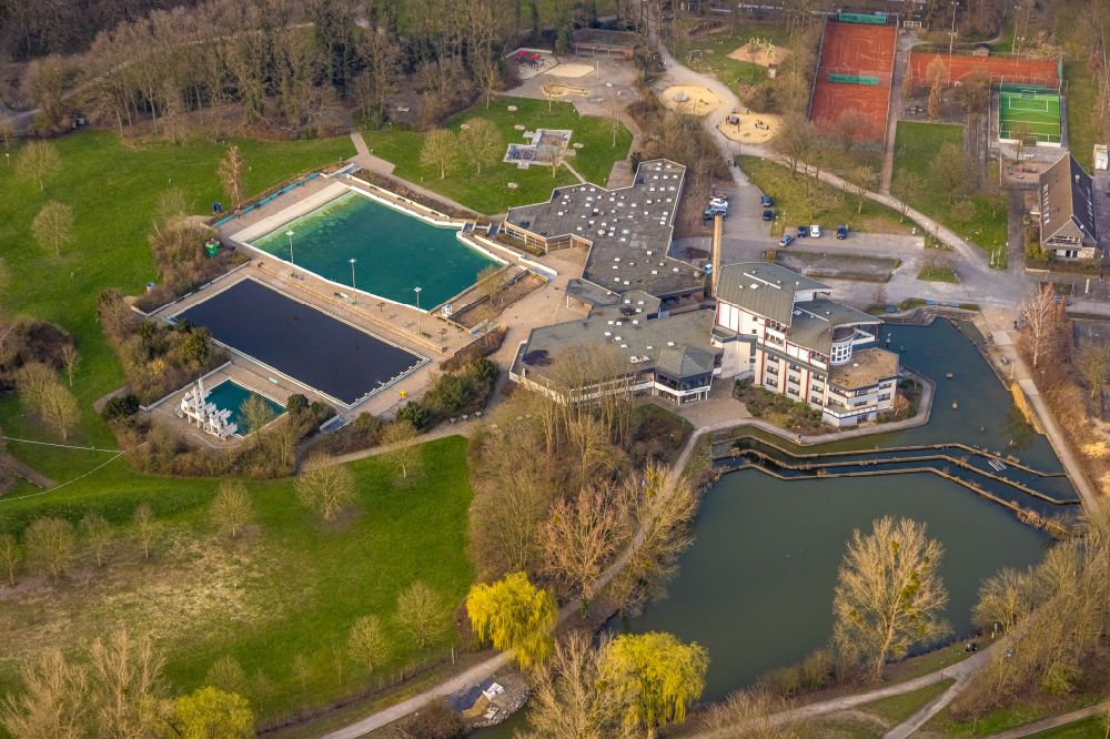 Luftaufnahme Hamm - Schwimmbecken des Freibades Freibad Selbachpark in Hamm im Bundesland Nordrhein-Westfalen, Deutschland