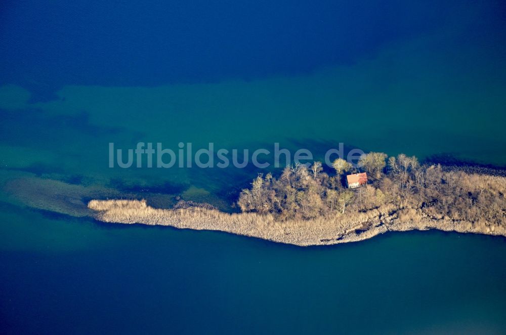 Luftbild Neubrandenburg - See- Insel Fischerinsel im Tollensesee bei Wustrow im Bundesland Mecklenburg-Vorpommern, Deutschland