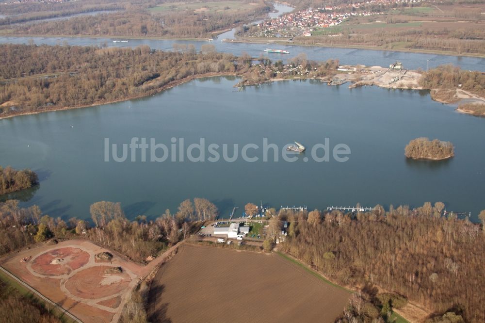 Luftaufnahme Elchesheim-Illingen - See- Insel auf dem Goldkanal in Elchesheim-Illingen im Bundesland Baden-Württemberg, Deutschland