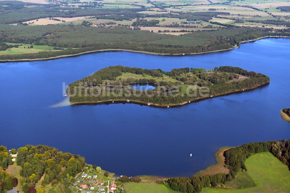 Luftbild Lindow (Mark) - See- Insel Inselkind auf dem Gudelacksee in Lindow (Mark) im Bundesland Brandenburg, Deutschland
