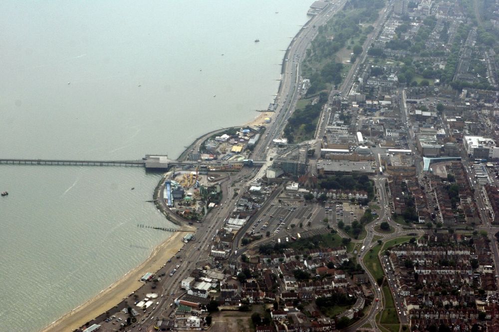 Luftaufnahme Southend-on-Sea - Seebad Southend on Sea in der Grafschaft Essex in England