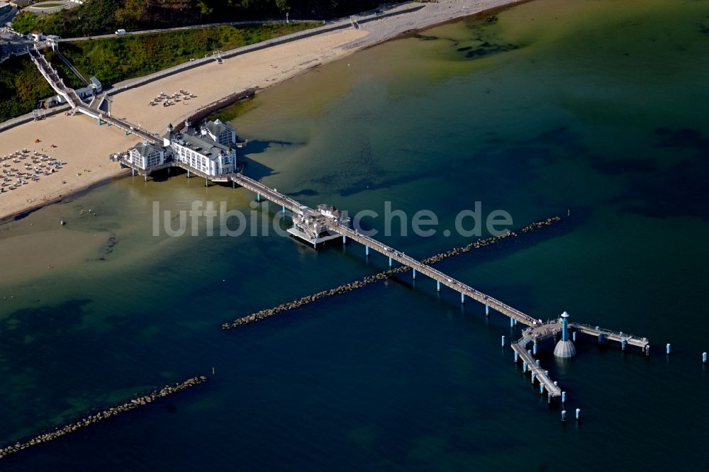 Luftaufnahme Sellin - Seebrücke an der Ostsee- Küste in Sellin im Bundesland Mecklenburg-Vorpommern, Deutschland