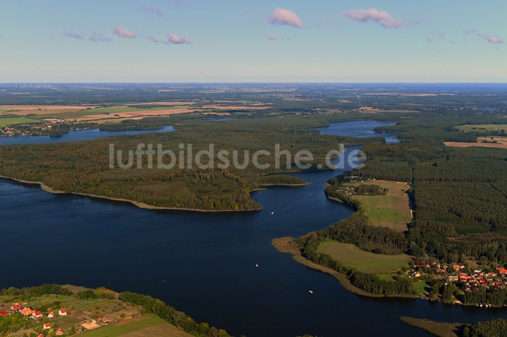 Fleeth aus der Vogelperspektive: Seen- Kette und Uferbereiche des Sees Vilzsee - Mössensee in Fleeth im Bundesland Mecklenburg-Vorpommern, Deutschland