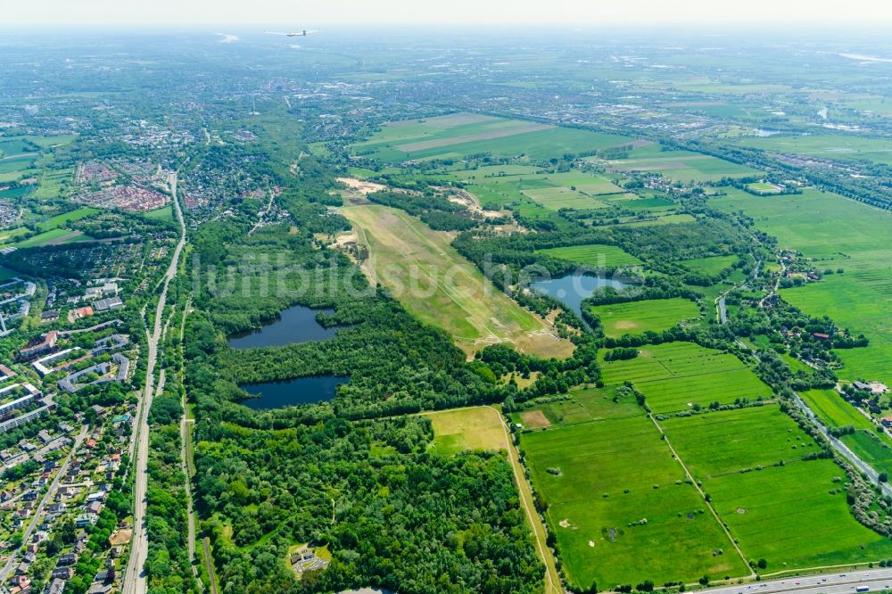 Luftbild Hamburg - Segelflug- Gelände auf dem Flugplatz Boberg in Hamburg, Deutschland