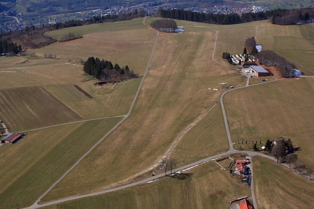 Rickenbach von oben - Segelflug- Gelände auf dem Flugplatz Hütten-Hotzenwald in Rickenbach im Bundesland Baden-Württemberg, Deutschland