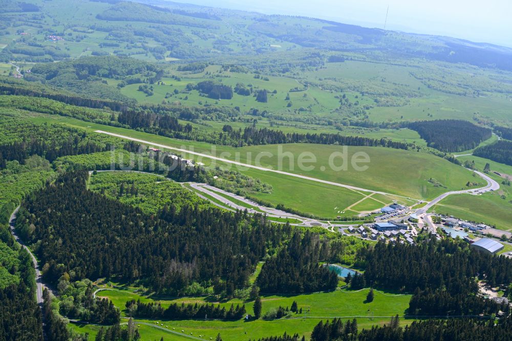 Luftaufnahme Gersfeld (Rhön) - Segelflug- Gelände auf dem Flugplatz Wasserkuppe in Gersfeld (Rhön) im Bundesland Hessen, Deutschland