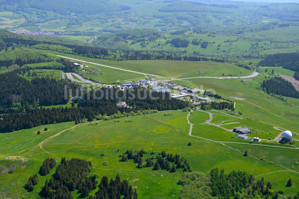 Gersfeld (Rhön) von oben - Segelflug- Gelände auf dem Flugplatz Wasserkuppe in Gersfeld (Rhön) im Bundesland Hessen, Deutschland
