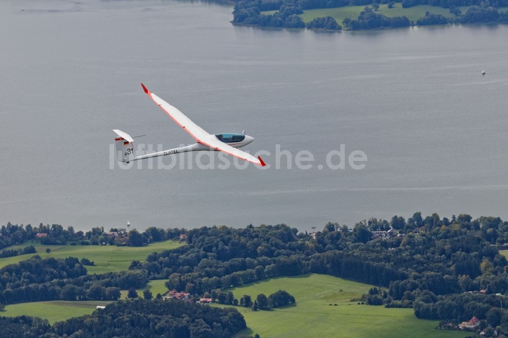 Luftaufnahme Königsdorf - Segelflugzeug Mü 31 bei Erstflug und Flugerprobung nahe Königsdorf im Bundesland Bayern