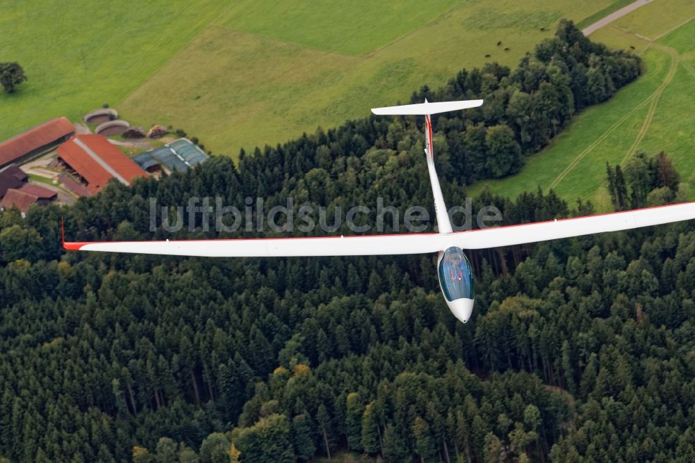 Luftbild Königsdorf - Segelflugzeug Mü 31 bei Erstflug und Flugerprobung nahe Königsdorf im Bundesland Bayern