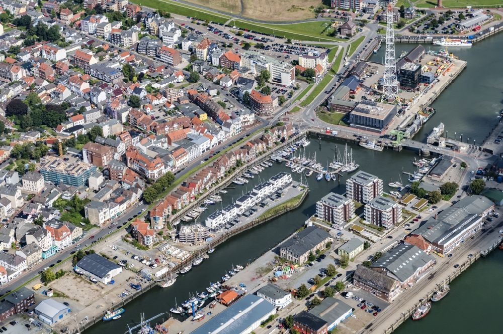 Cuxhaven aus der Vogelperspektive: Segelhafen City-Marina Cuxhaven Yachthafen im Hafen in Cuxhaven im Bundesland Niedersachsen, Deutschland