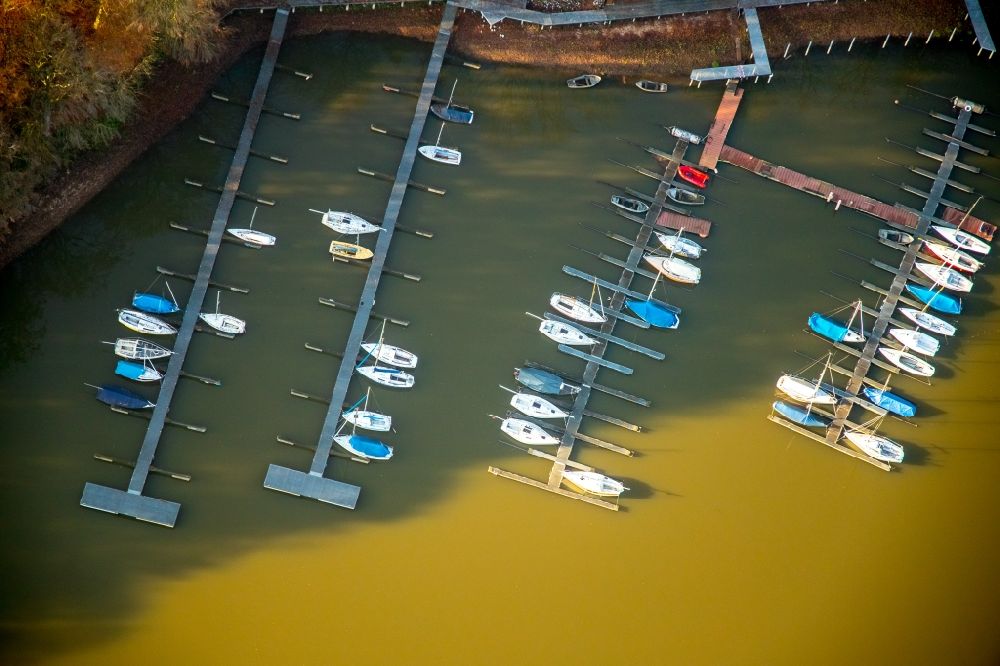 Luftbild Haltern am See - Segelschiff im Hafen in Haltern am See im Bundesland Nordrhein-Westfalen, Deutschland
