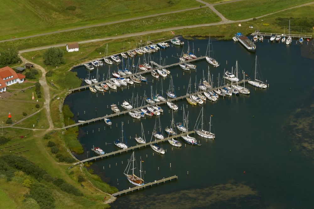 Luftbild Vitte - Seglerhafen / Yachthafen Lange Ort - Vitte auf der Insel Hiddensee im Bundesland Mecklenburg-Vorpommern