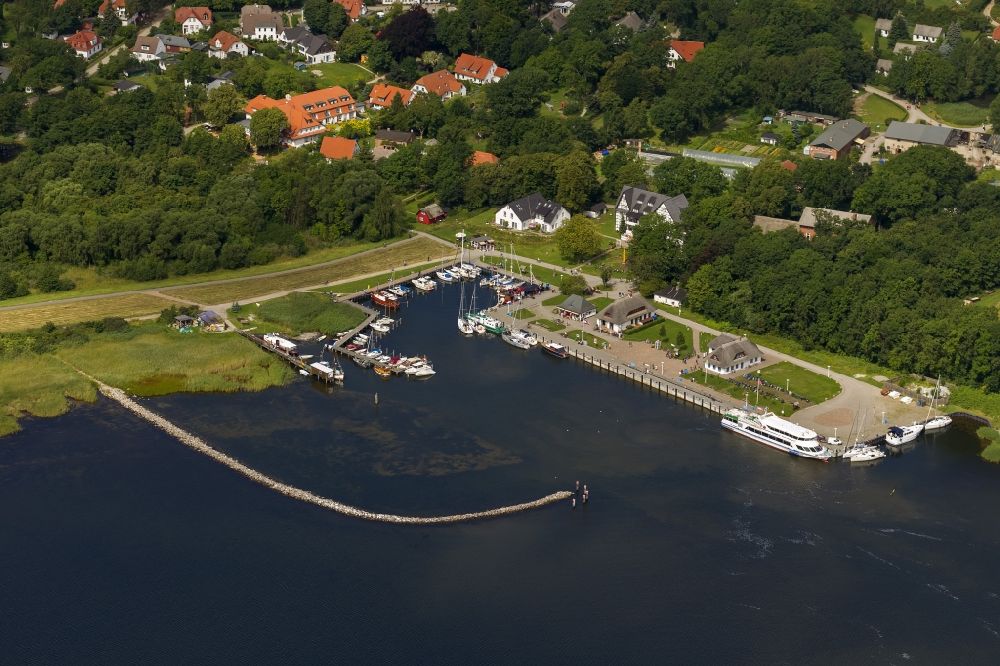 Vitte von oben - Seglerhafen / Yachthafen Lange Ort - Vitte auf der Insel Hiddensee im Bundesland Mecklenburg-Vorpommern