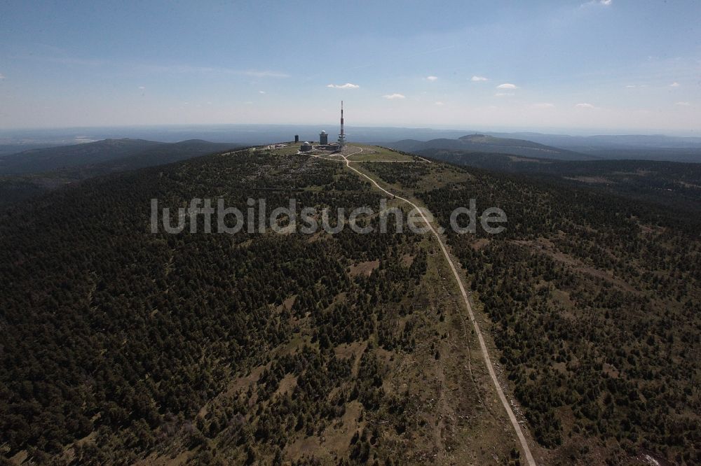 Luftaufnahme Brocken - Sendemast auf dem Brocken im Bundesland Sachsen-Anhalt
