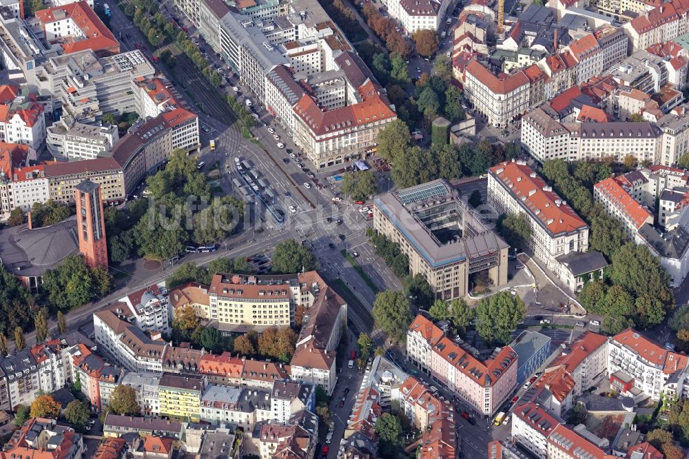 Luftaufnahme München - Sendlinger- Tor- Platz mit St. Matthäus in München im Bundesland Bayern
