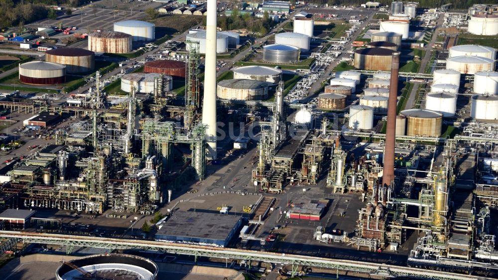 Luftbild Köln - Shell Rheinland Raffinerie Nord in Godorf im Bundesland Nordrhein-Westfalen, Deutschland