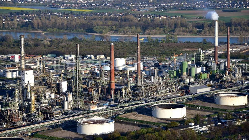 Köln von oben - Shell Rheinland Raffinerie Nord in Godorf im Bundesland Nordrhein-Westfalen, Deutschland