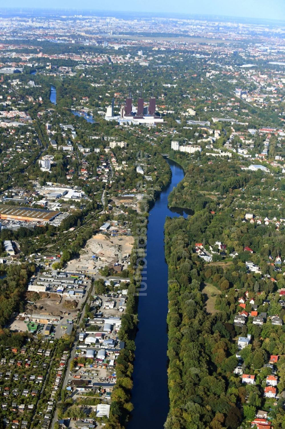 Luftbild Berlin - Siedlungsgebiet entlang des Teltowkanals im Ortsteil Lichterfelde in Berlin, Deutschland
