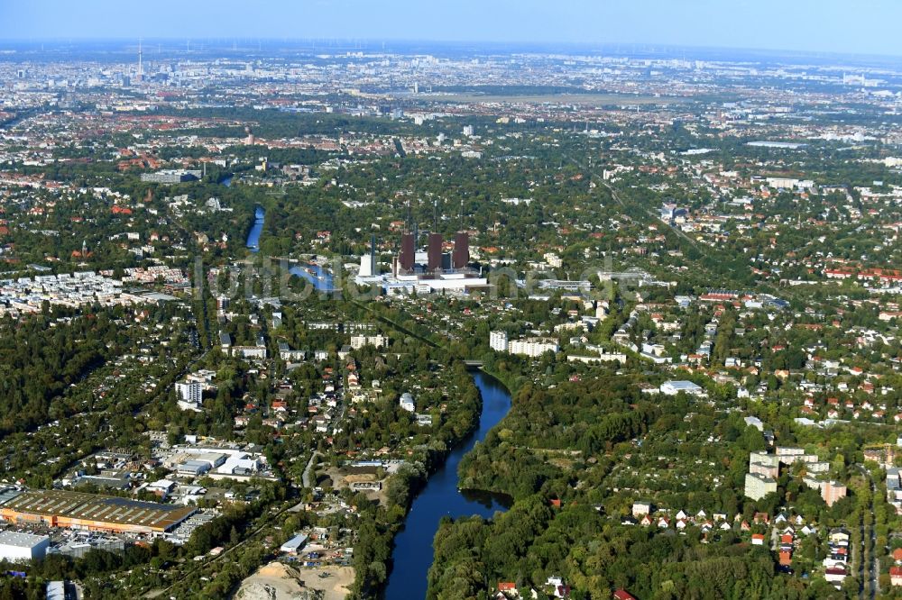 Berlin von oben - Siedlungsgebiet entlang des Teltowkanals im Ortsteil Lichterfelde in Berlin, Deutschland