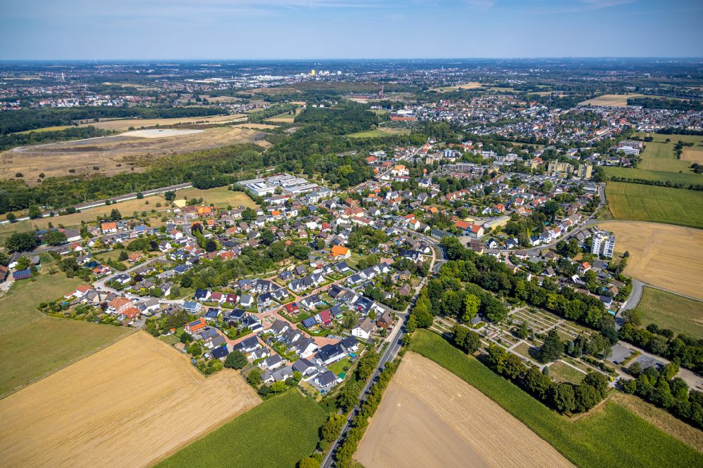 Hamm von oben - Siedlungsgebiet im Ortsteil Pelkum in Hamm im Bundesland Nordrhein-Westfalen, Deutschland
