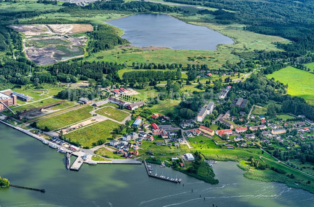 Peenemünde von oben - Siedlungsgebiet in Peenemünde im Bundesland Mecklenburg-Vorpommern, Deutschland