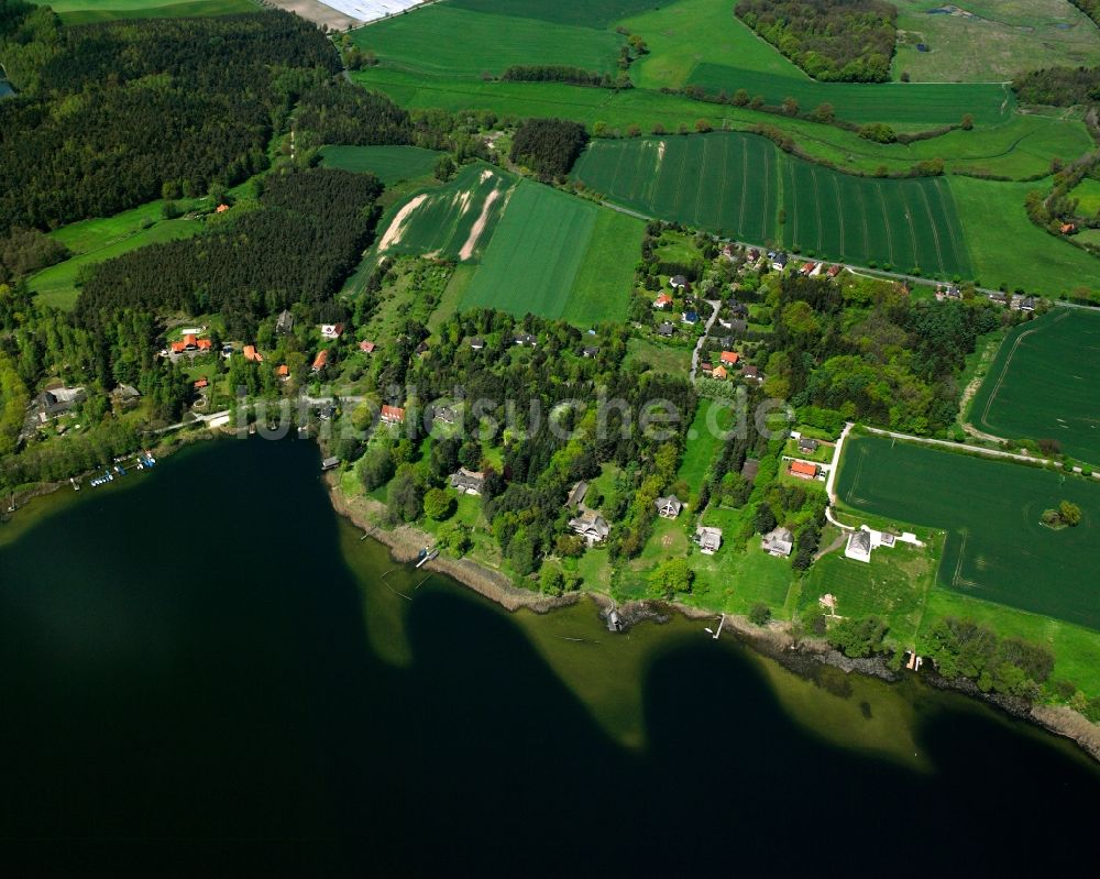 Dargow aus der Vogelperspektive: Siedlungsgebiet am Schaalsee in Dargow im Bundesland Schleswig-Holstein, Deutschland