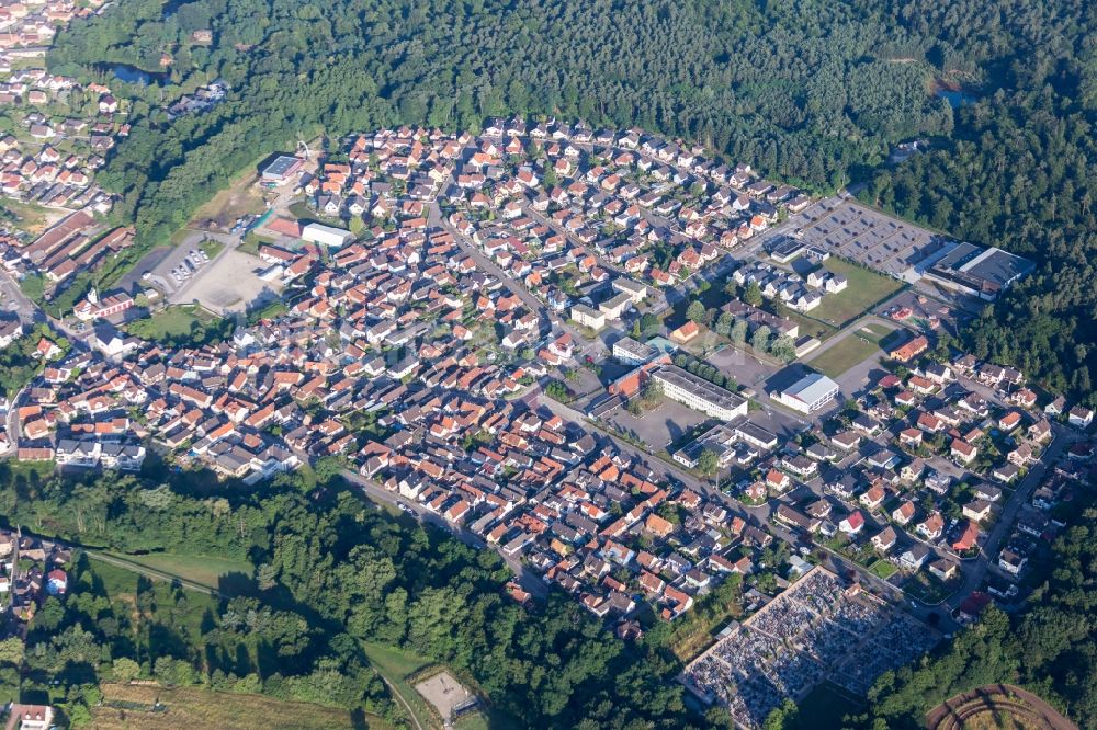 Luftbild Soufflenheim - Siedlungsgebiet in Soufflenheim in Grand Est, Frankreich