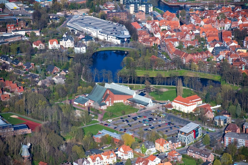 Luftbild Stade - Siedlungsgebiet am Stadeum in Stade im Bundesland Niedersachsen, Deutschland