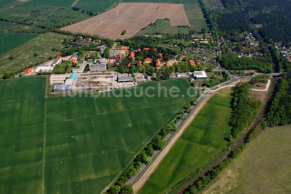Struveshof aus der Vogelperspektive: Siedlungsgebiet in Struveshof im Bundesland Brandenburg, Deutschland