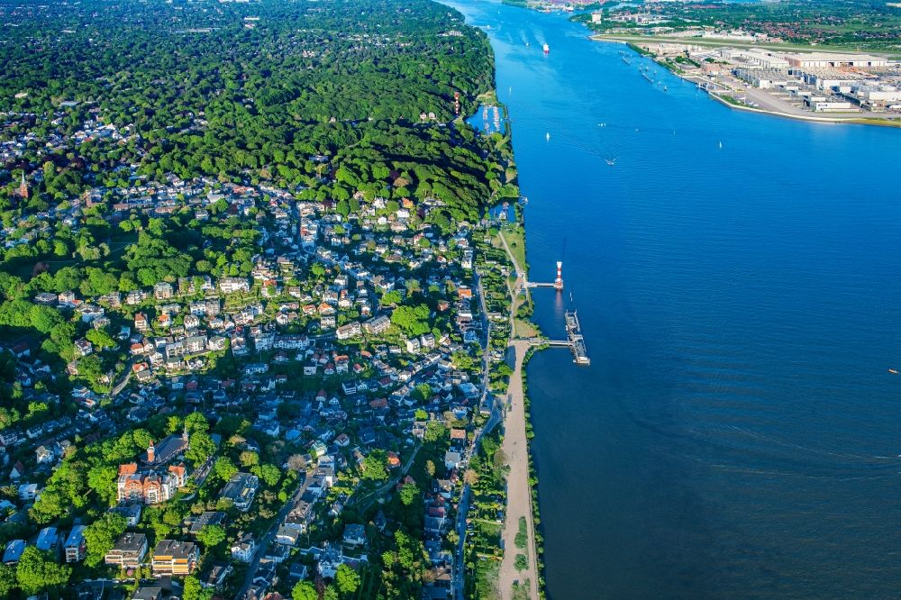 Luftbild Hamburg - Siedlungsgebiet am Ufer der Elbe im Ortsteil Blankenese in Hamburg, Deutschland