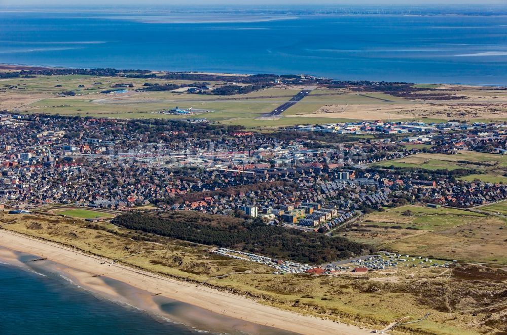 Luftbild Sylt - Siedlungsgebiet von Westerland und Tinnum auf Sylt im Bundesland Schleswig-Holstein, Deutschland