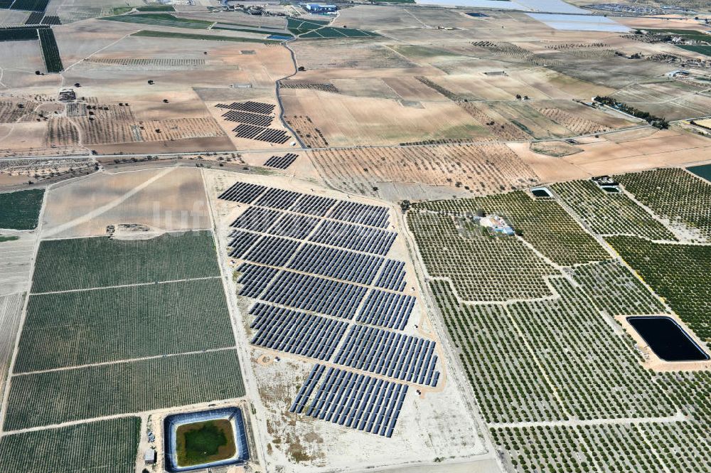 Los Martinez von oben - Solarfeld / Solarpark bei Los Martinez in der Region Murcia in Spanien