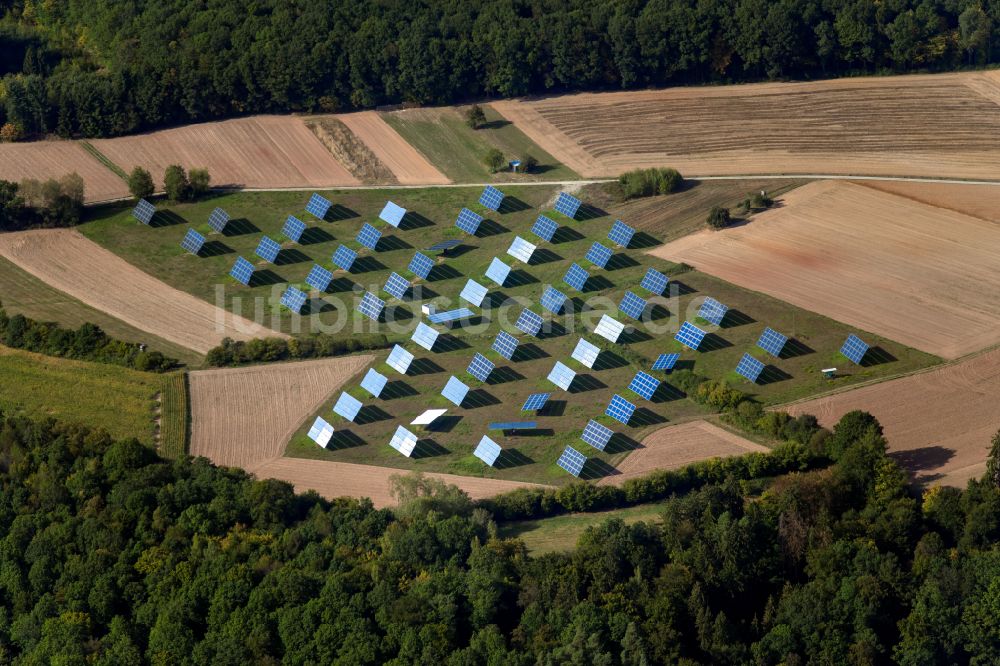 Luftbild Gräfendorf - Solarkraftwerk und Photovoltaik- Anlagen in einem Feld in Gräfendorf im Bundesland Bayern, Deutschland