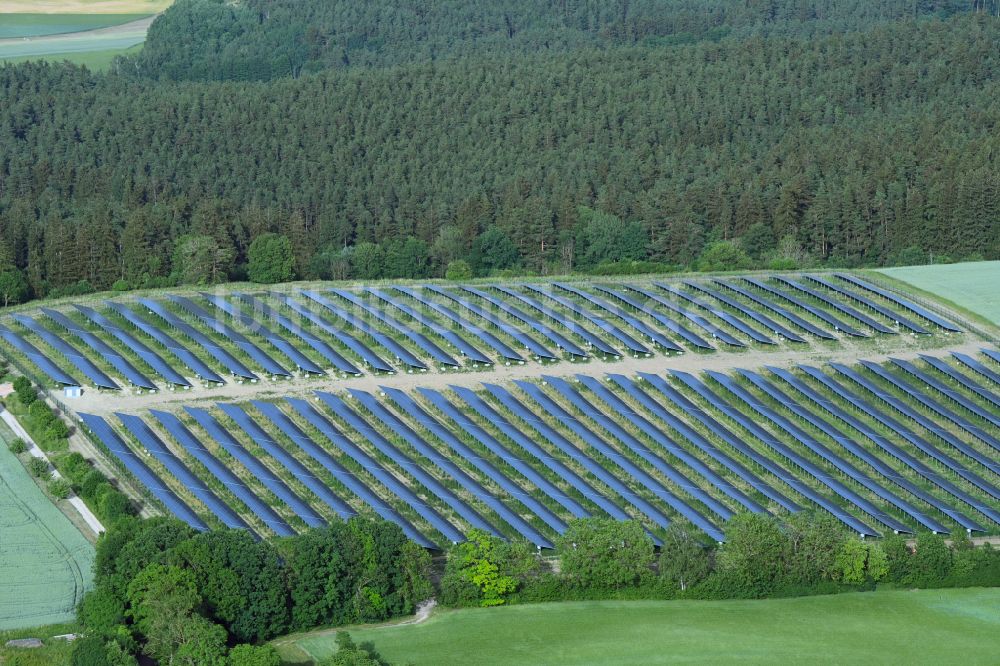Luftbild Prebitz - Solarkraftwerk und Photovoltaik- Anlagen in einem Feld in Prebitz im Bundesland Bayern, Deutschland