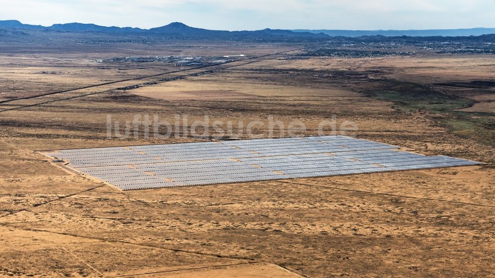 Kingman von oben - Solarpark bzw. Solarkraftwerk in Kingman in Arizona, USA