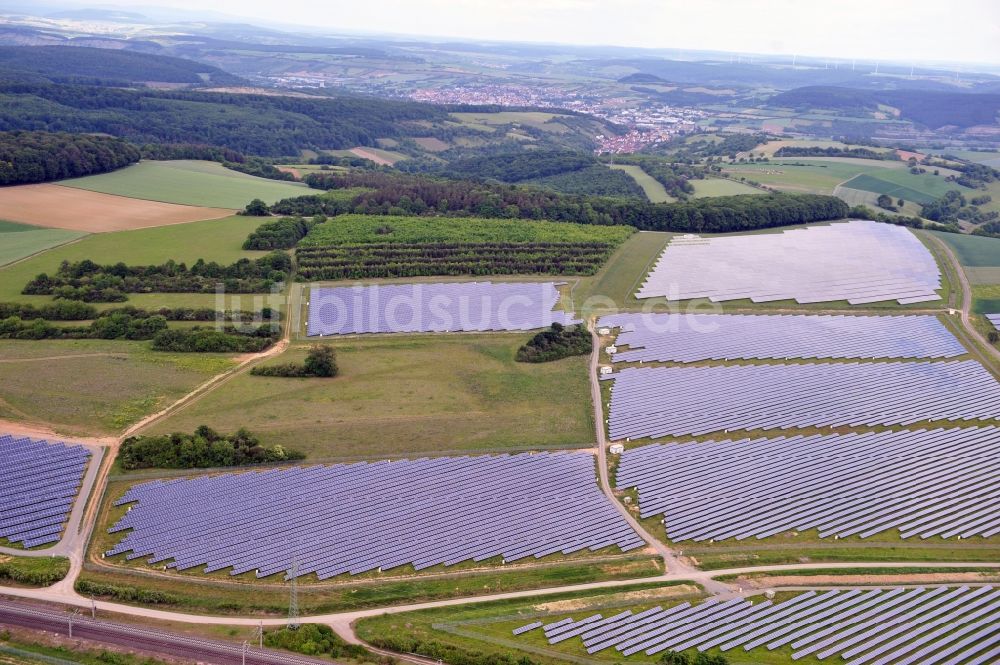 Laudenbach aus der Vogelperspektive: Solarpark Laudenbach in Bayern
