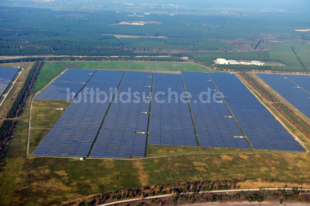 Lichterfeld-Schacksdorf von oben - Solarpark Lichterfeld
