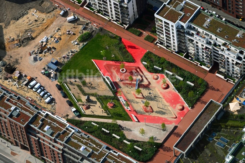 Luftbild Hamburg - SonninPark - Spielplatz in einer Mehrfamilienhaus- Wohnanlage in Hamburg, Deutschland