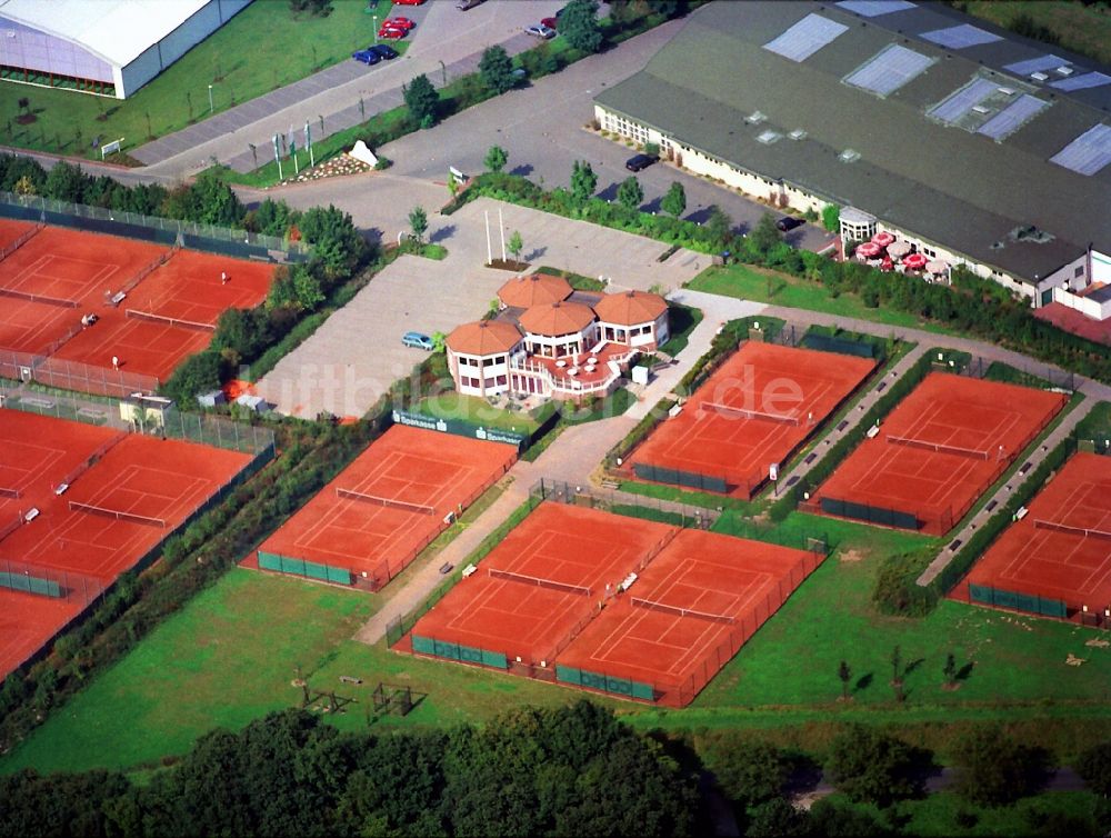 Luftaufnahme Moers - Spielplätze der Tennisanlagen des Tenniszentrum an der Vinner Straße in Moers im Bundesland Nordrhein-Westfalen