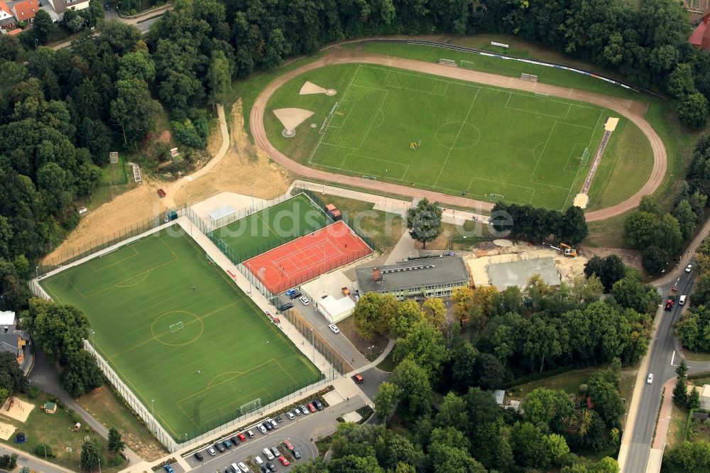Luftbild Heilbad Heiligenstadt - Sportanlage am Leineberg und das Gesundbrunnen-Stadion in Heilbad Heiligenstadt in Thüringen