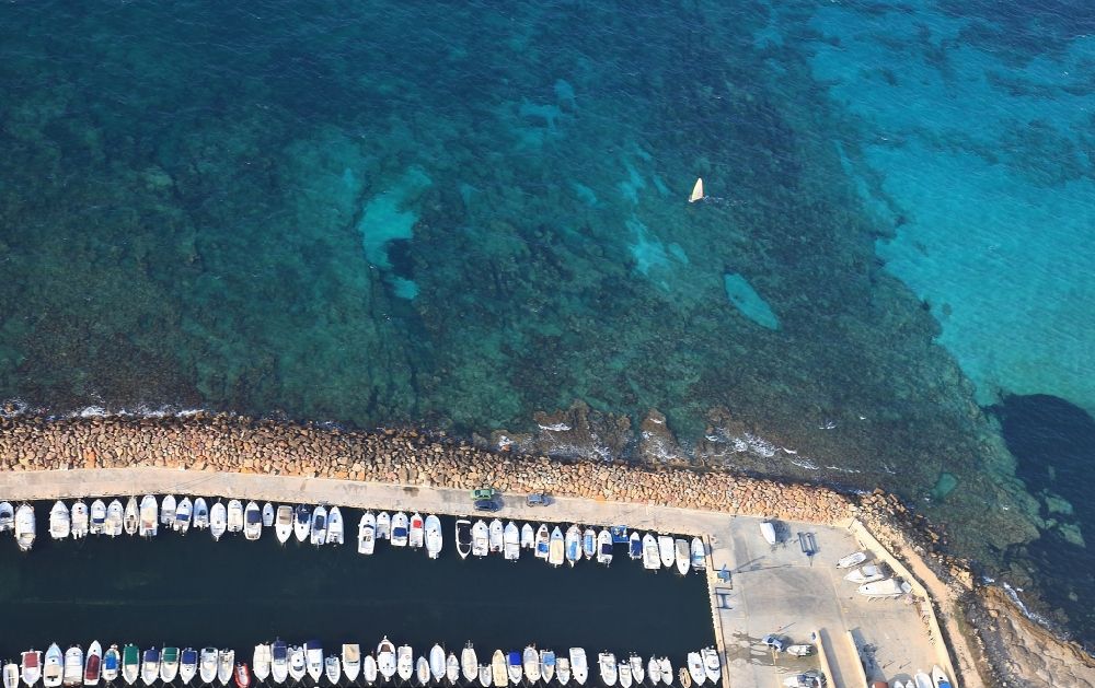 Luftbild Son Serra de Marina - Sportboot- Anlegestellen und Bootsliegeplätze in Son Serra de Marina in Mallorca auf der balearischen Mittelmeerinsel Mallorca, Spanien