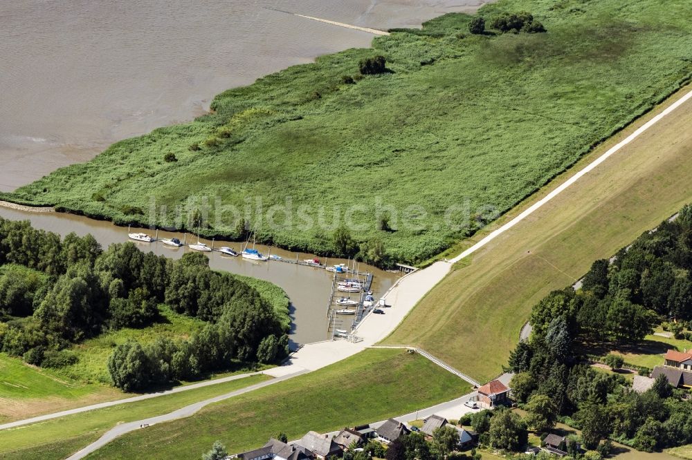 Sandstedt von oben - Sportboot- Anlegestellen und Bootsliegeplätzen am Uferbereich der Weser im Sportboothafen Rechtenfleht in Sandstedt im Bundesland Niedersachsen, Deutschland