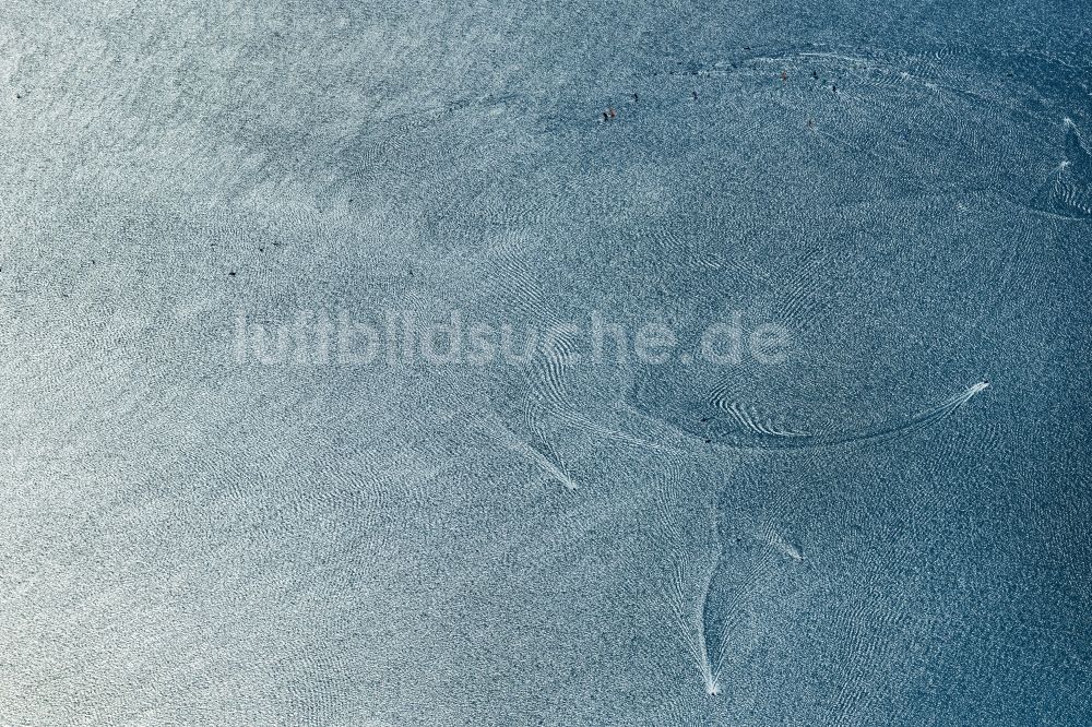 Buchberg aus der Vogelperspektive: Sportboote - Segelschiff in Fahrt bei einer Segelregatter auf dem Attersee in Buchberg in Oberösterreich, Österreich