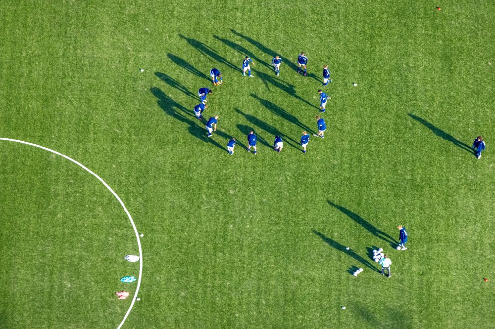Luftbild Gelsenkirchen - Sportgelände des Fußballvereins FC Schalke 04 in Gelsenkirchen im Bundesland Nordrhein-Westfalen, Deutschland