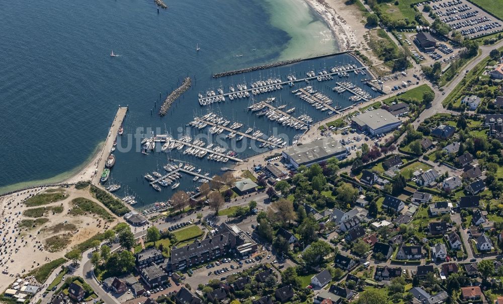 Strande von oben - Sporthafen Strande bei Kiel im Bundesland Schleswig-Holstein