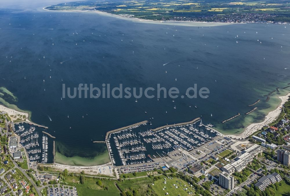 Strande aus der Vogelperspektive: Sporthäfen Schilksee und Strande bei Kiel im Bundesland Schleswig-Holstein